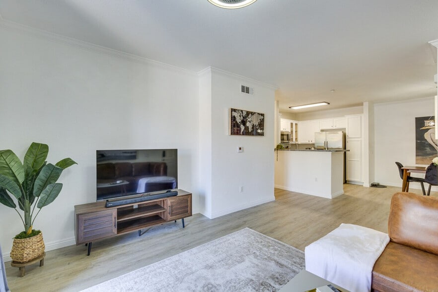 Building Photo - 3855 Elijah Ct