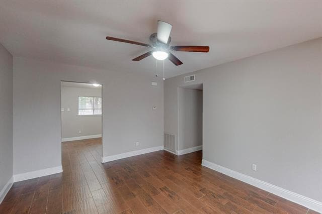 Building Photo - 3842 Commonwealth Dr