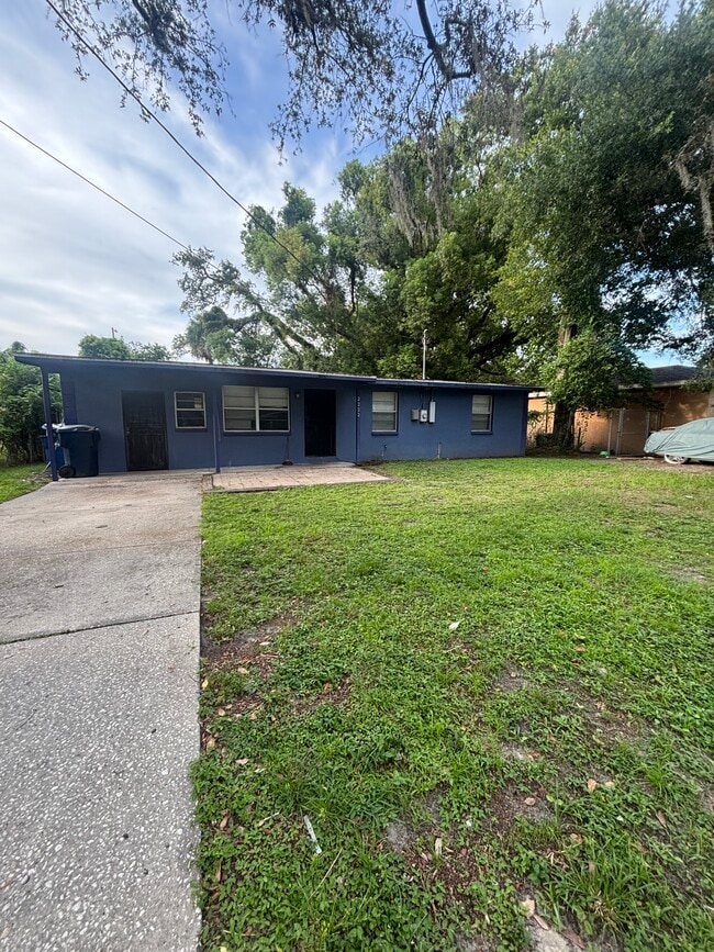 Building Photo - 2222 E Cayuga St