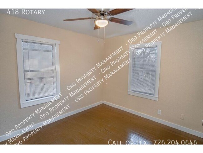 Building Photo - Amazing Newly Remodeled Home Near Downtown