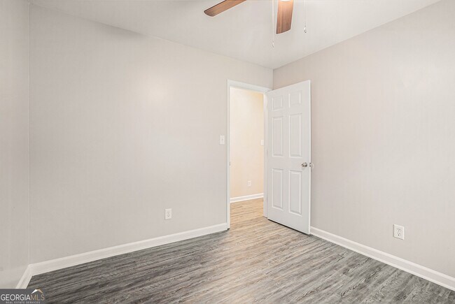 Building Photo - 1238 McPherson Ln