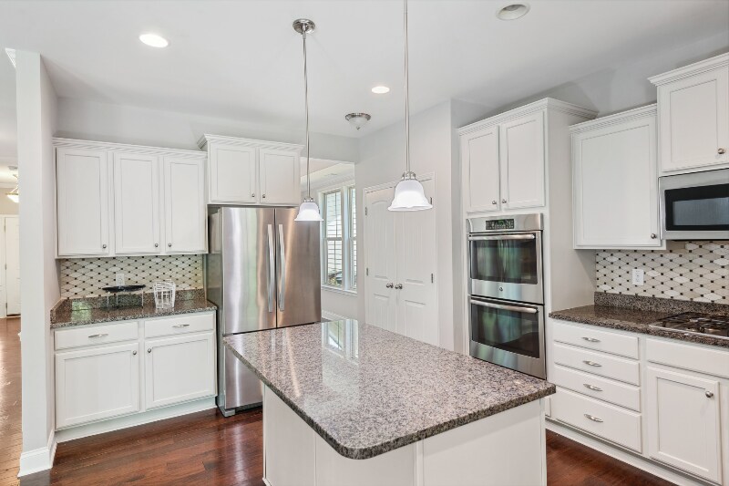 Building Photo - 1600 Drift Falls Ln