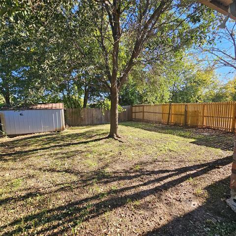 Building Photo - 922 Meadow Flower Ln