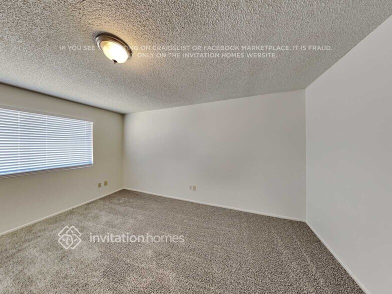 Building Photo - 2139 W Dixon St