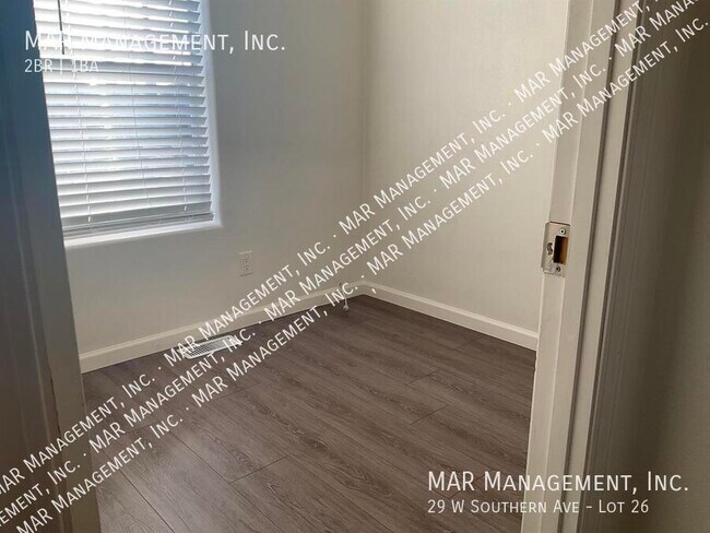 Building Photo - 29 W Southern Ave