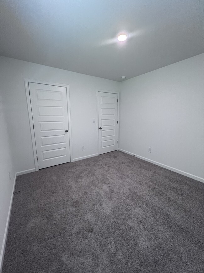 Building Photo - 6092 Knickerbocker Street