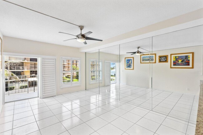 Building Photo - 3230 S Ocean Blvd