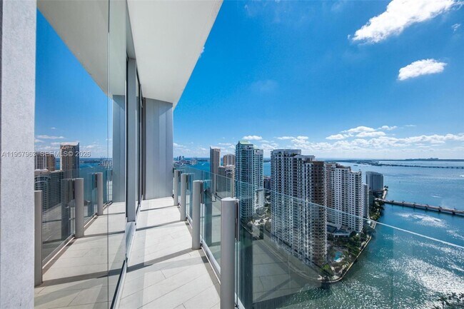 Building Photo - 300 Biscayne Blvd Way