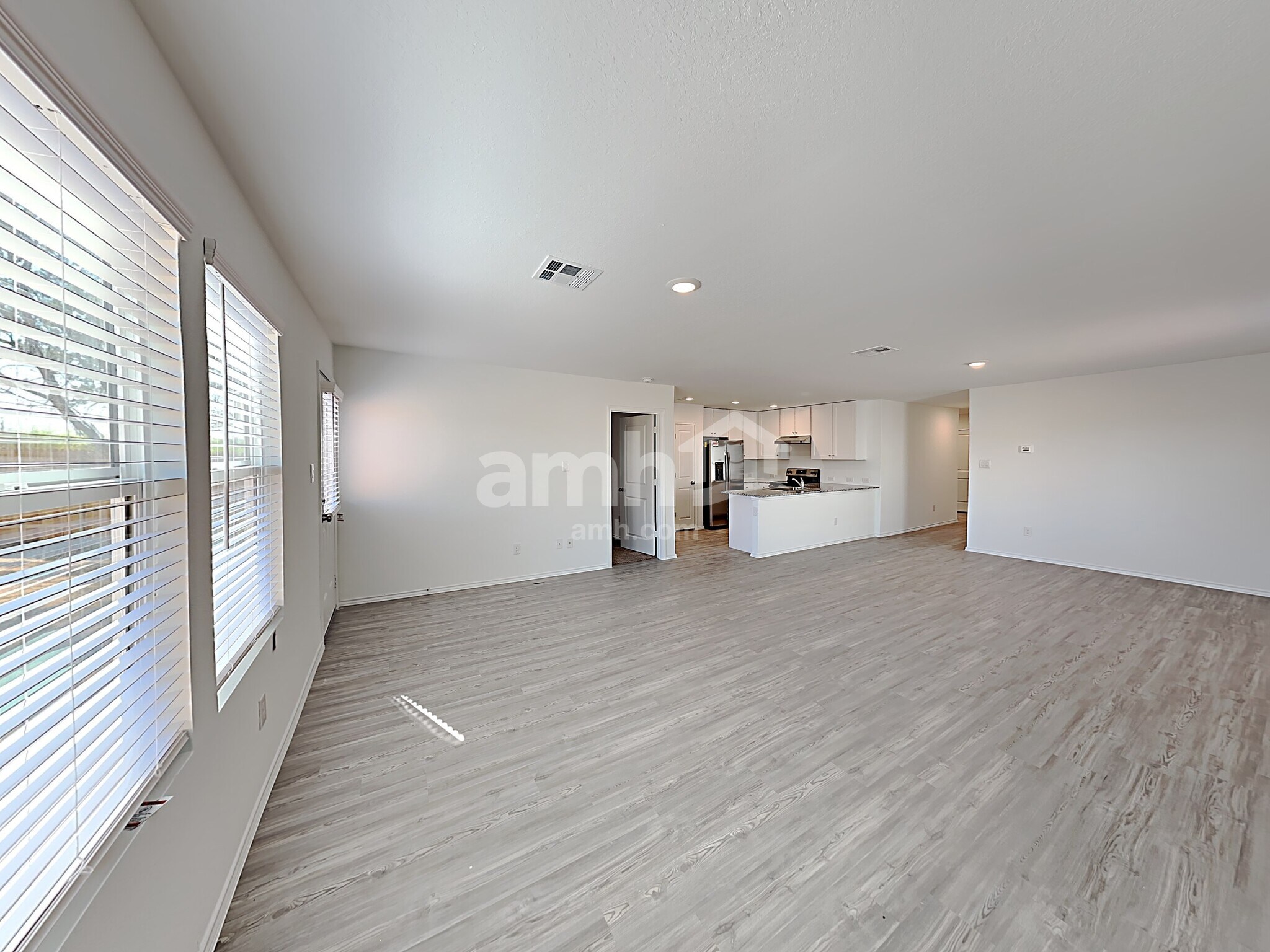 Building Photo - 5439 Elm Valley Dr