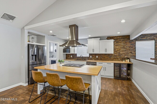 Building Photo - 1732 Russ Randall St