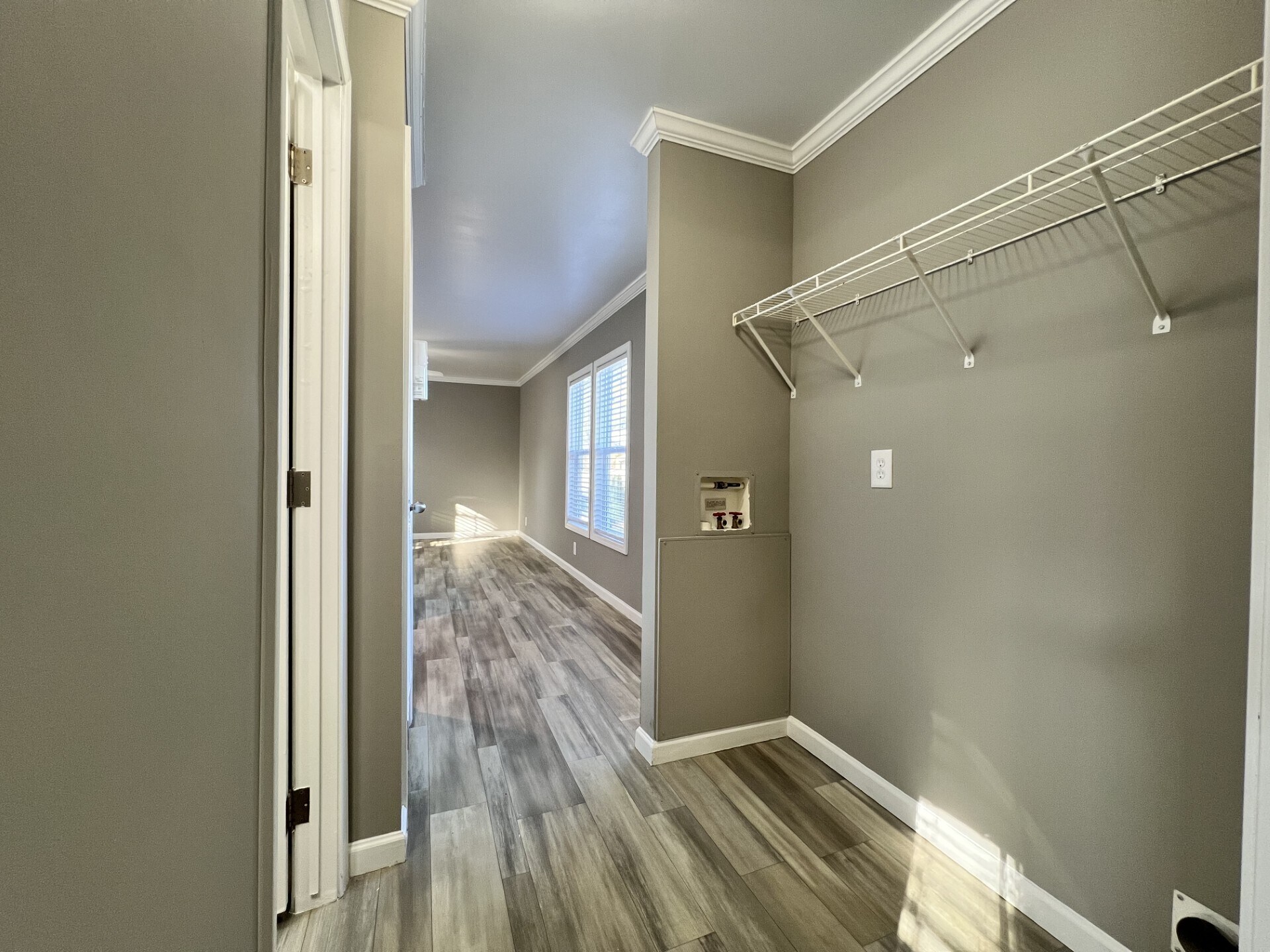 Building Photo - 85 W Sourwood Dr