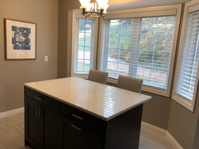 Building Photo - 18195 Cattail Ct