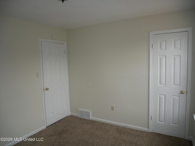 Building Photo - 8061 Martha Ann Ln
