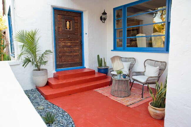 Building Photo - 141 S Brighton St