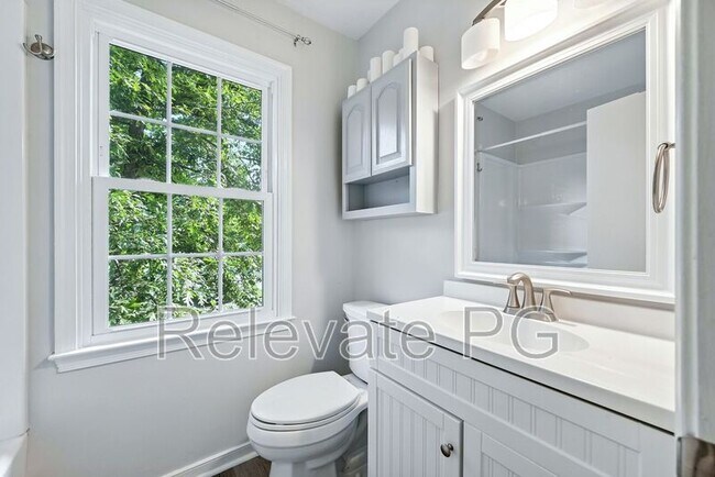 Building Photo - 2301 Strangford Ct