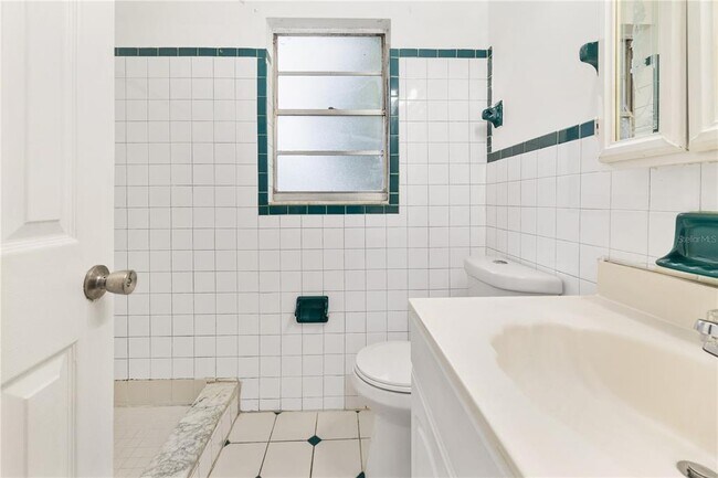 Building Photo - 7314 Sequoia Dr