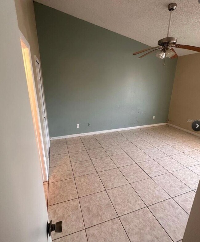 Building Photo - 5213 Via Hacienda Circle Unit B308 Orlando...