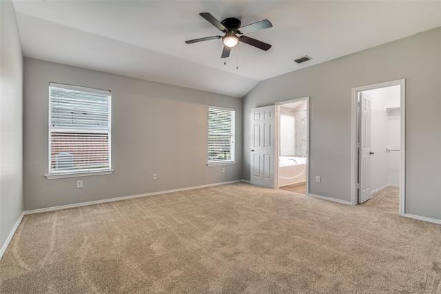 Building Photo - 3690 Chestnut Trail