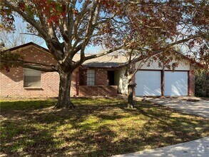 Building Photo - 508 Buckskin Dr