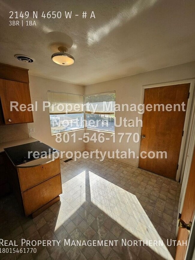 Building Photo - 2149 N 4650 W