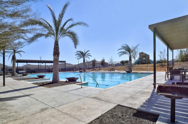 Building Photo - Spacious 4-Bedroom Rental in Trails at Culebra with Community Amenities
