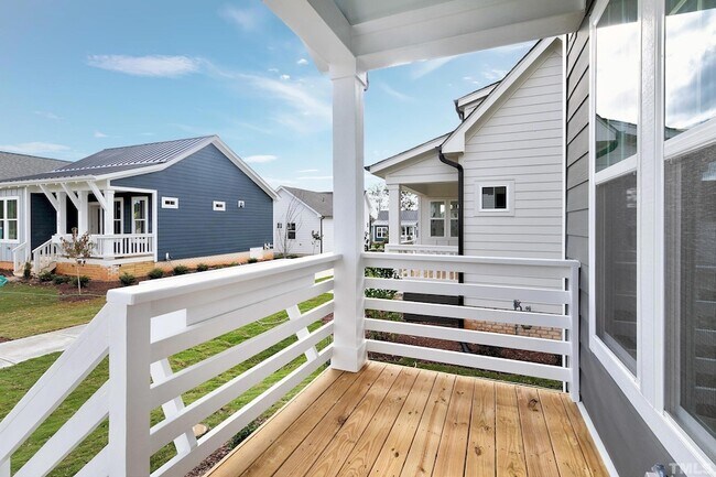 Building Photo - 274 Cottage Way