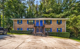 Building Photo - 564 Springwood Dr