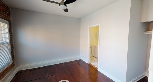 Building Photo - 752 S Mariposa Ave #204 Los Angeles, CA 90005