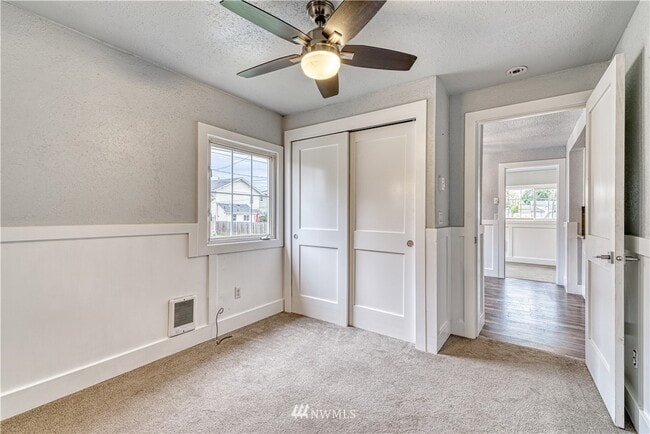 Building Photo - 1016 S 37th St