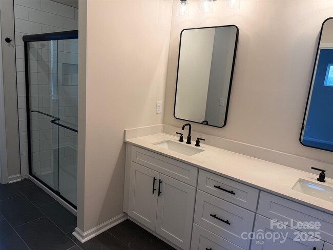 Building Photo - 9717 Misenheimer Rd