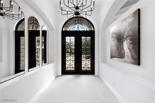 Building Photo - 6851 Lakewood Isle Dr