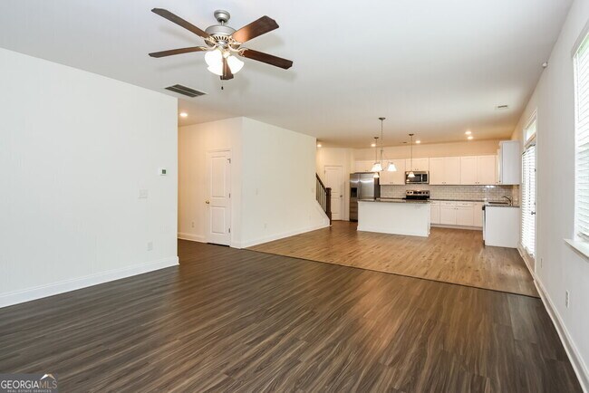 Building Photo - 7844 Wrotham Cir