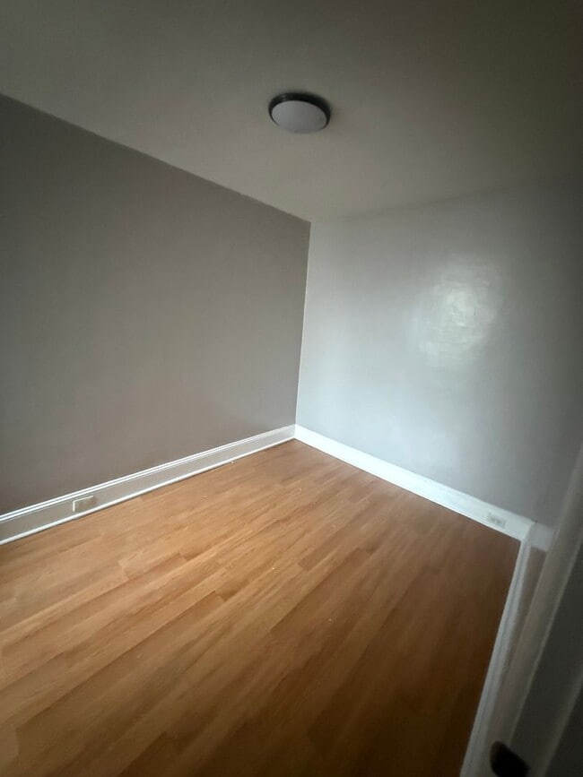 Building Photo - Wonderful 3 bedroom in Olney