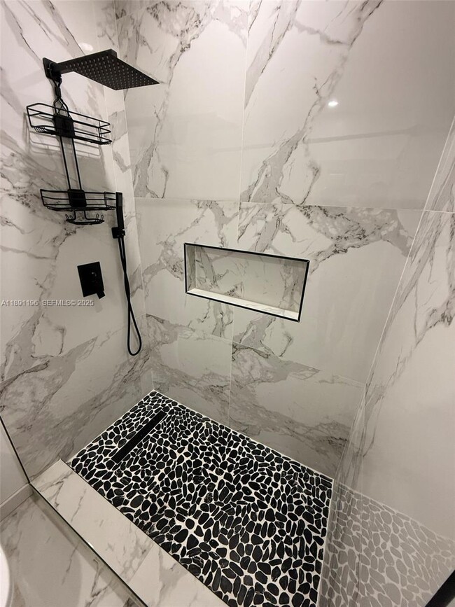 Building Photo - 4300 NW 3rd Ct