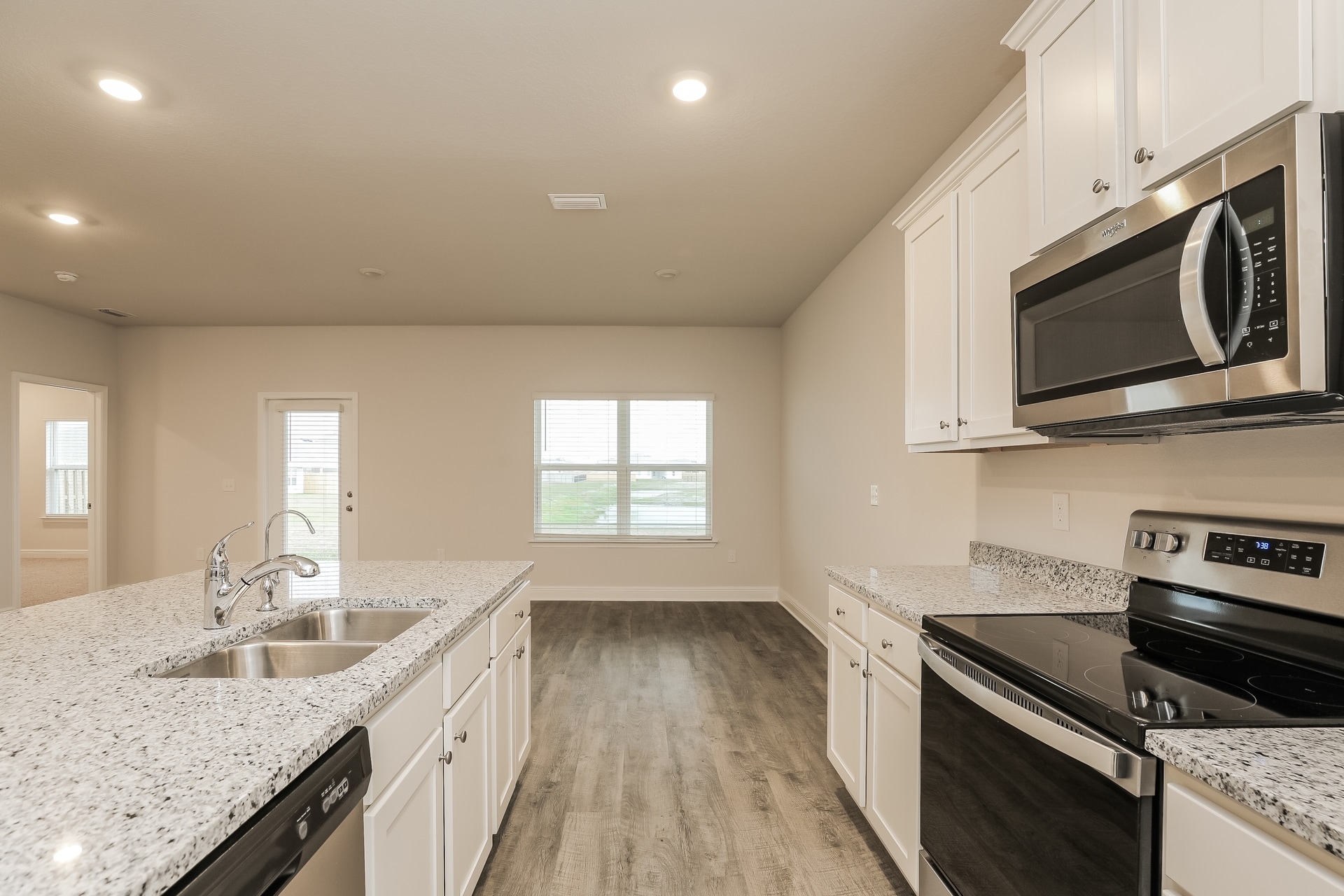Building Photo - 428 Eagle Lake Wy