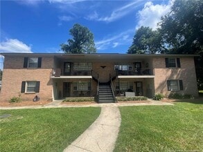 Building Photo - 801 Roxie Ave