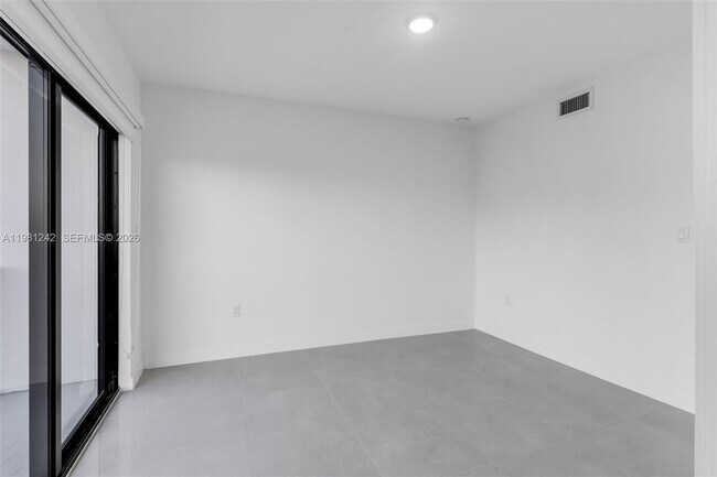 Building Photo - 26103 SW 145th Ave