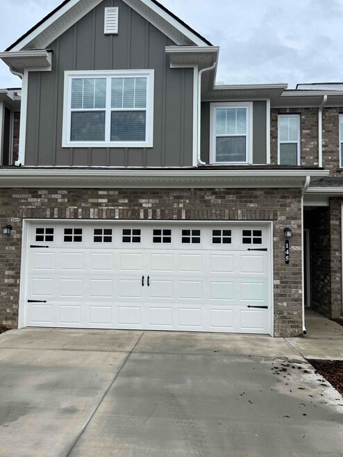 Building Photo - 145 Rising Ln