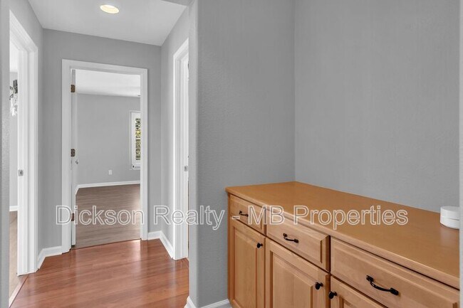 Building Photo - 2125 Peaceful Valley Dr