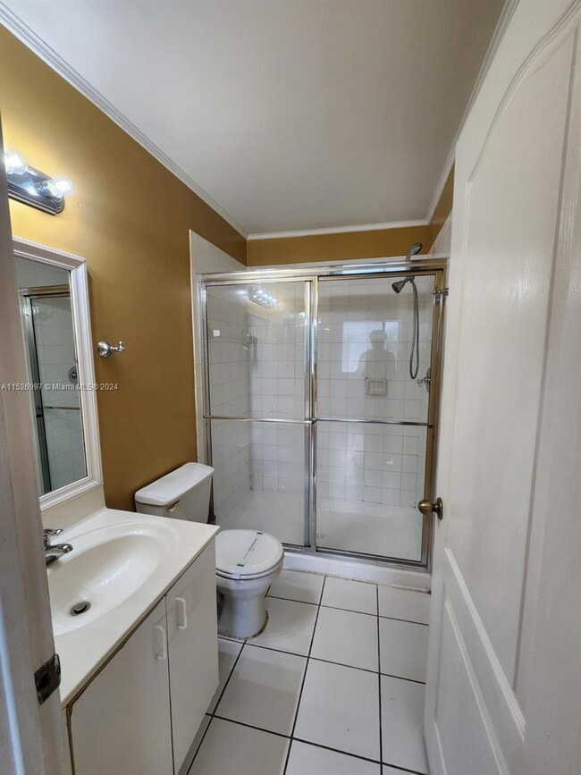 Building Photo - 820 NE 212th Terrace