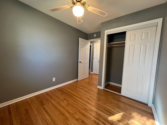 Building Photo - Single Family Home!