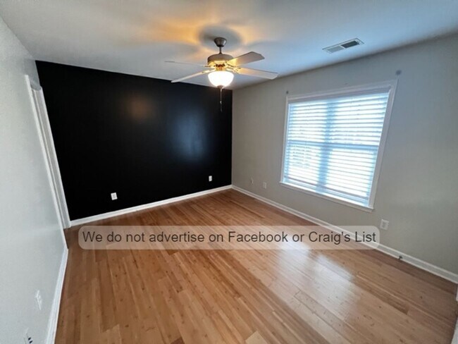 Building Photo - Olde Towne Village- Cityview Lane
