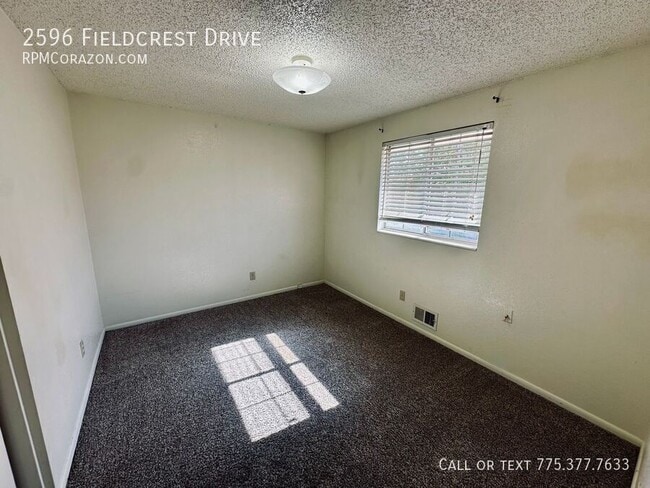 Building Photo - 2596 Fieldcrest Dr