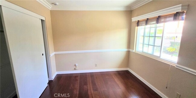 Building Photo - 1400 Post Rd