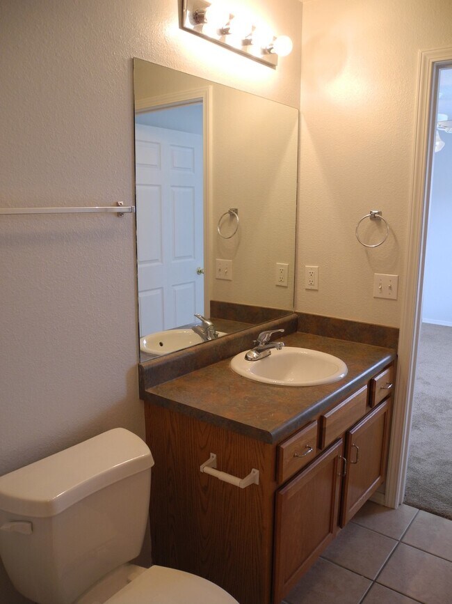 Building Photo - Condominium in Academy Commons