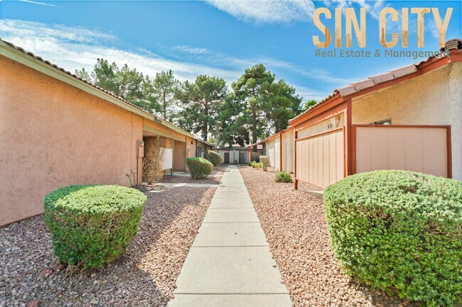 Building Photo - "Charming 1-Bed Condo Retreat in Las Vegas – Perfect Comfort in 599 Sq Ft!"
