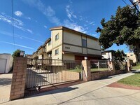 Building Photo - 609 N Monterey St