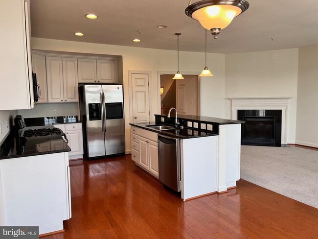 Building Photo - 5605 Harrington Falls Ln