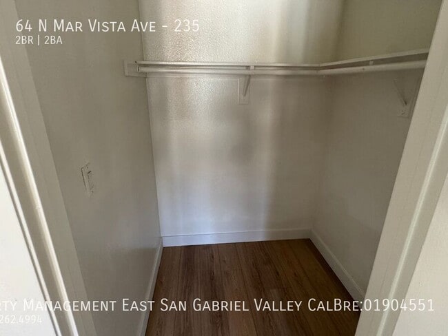 Building Photo - 64 Mar Vista Ave