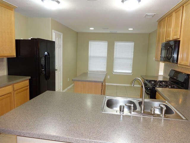 Building Photo - 8003 Berkely Ct